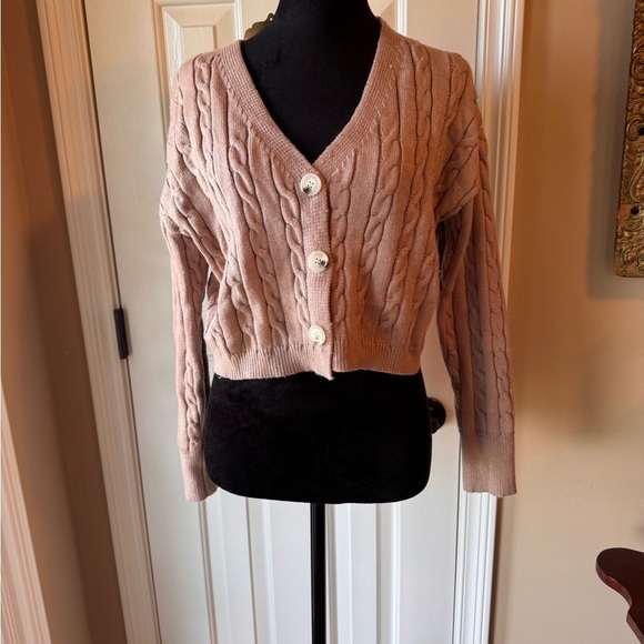 Altar’d State Women's Mocha Cable Knit Cropped Sweater NWT - Picture 2 of 10